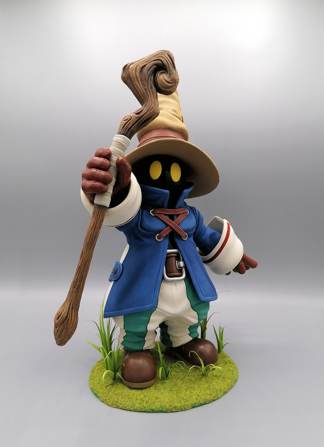 Vivi Sculpture