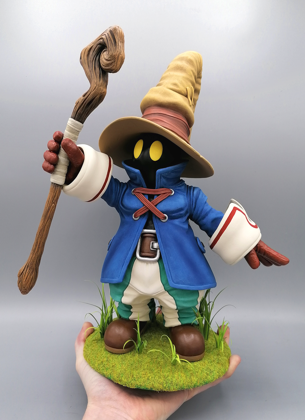 Vivi Sculpture