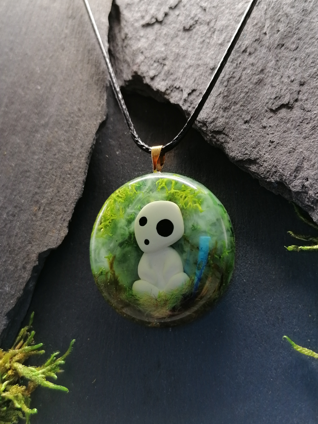 Kodama Necklace (light)