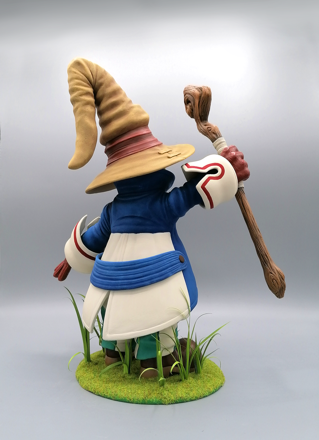 Vivi Sculpture